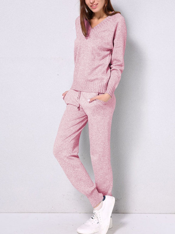 Knitted suit V-neck sweater trousers suit