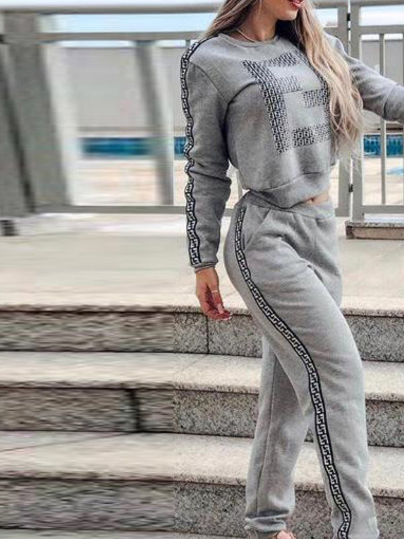 Sports and Leisure Sweater Two-piece