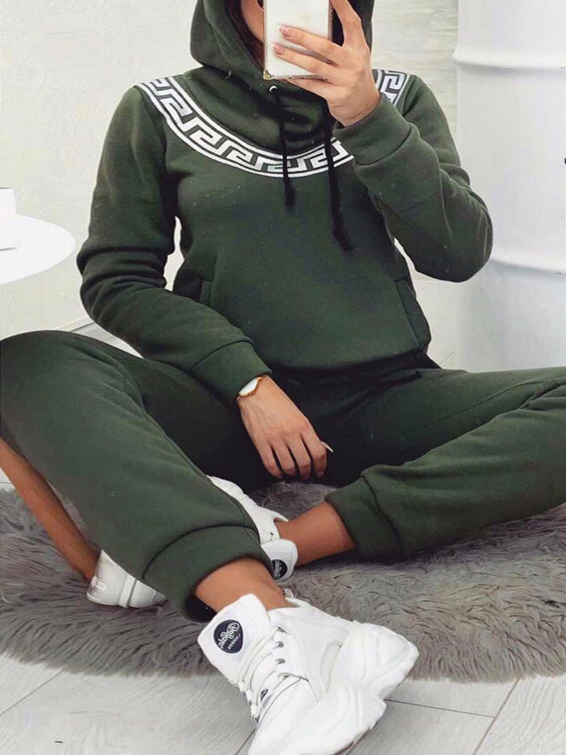 Sports and Leisure Splicing Hooded Sweater Two-piece